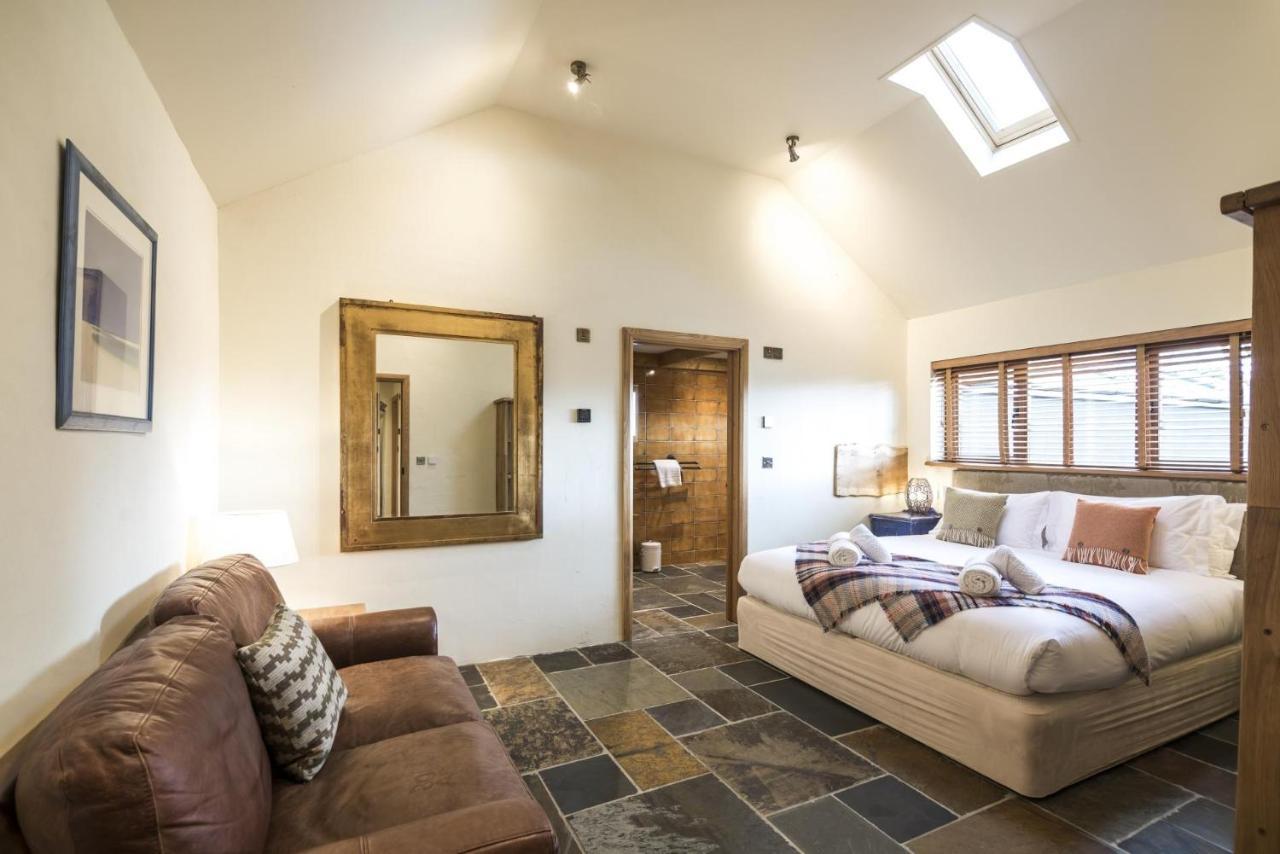Lavender - Luxurious Barn Conversion - Blossom Farm Johnston Eksteriør bilde